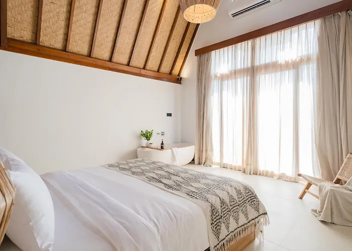 Treetop 2 - Scenic Bingin W Master Loft & Sunrise Views * Uluwatu (Bali)